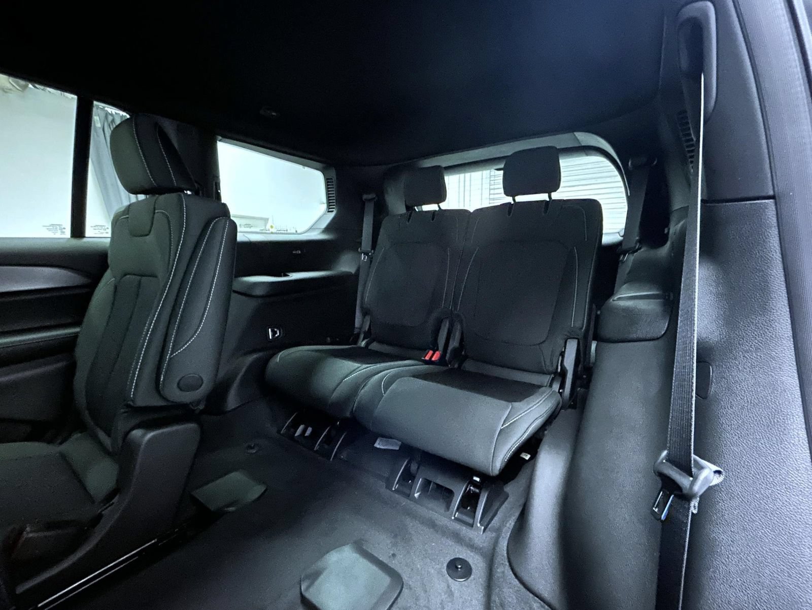 New 2026 Jeep Grand Cherokee L 4WD image 19