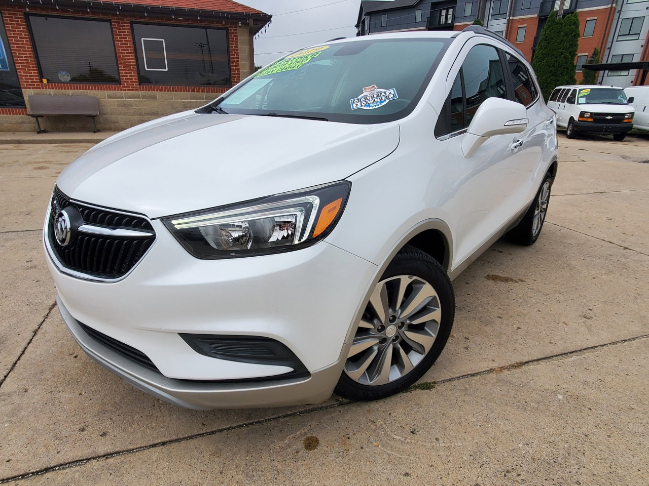 Used 2019 Buick Encore Preferred image 3