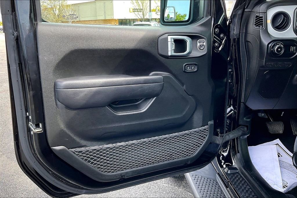 Used 2024 Jeep Wrangler Sport S AWD/4WD image 26