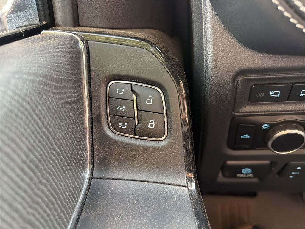 Used 2023 Ford F150 Lightning Platinum AWD/4WD image 17