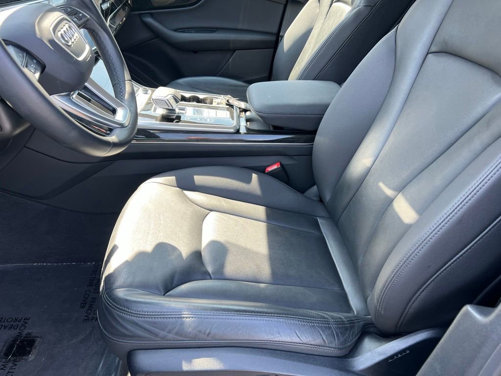Used 2023 Audi Q7 3.0T Premium w/ Convenience Package AWD/4WD image 11
