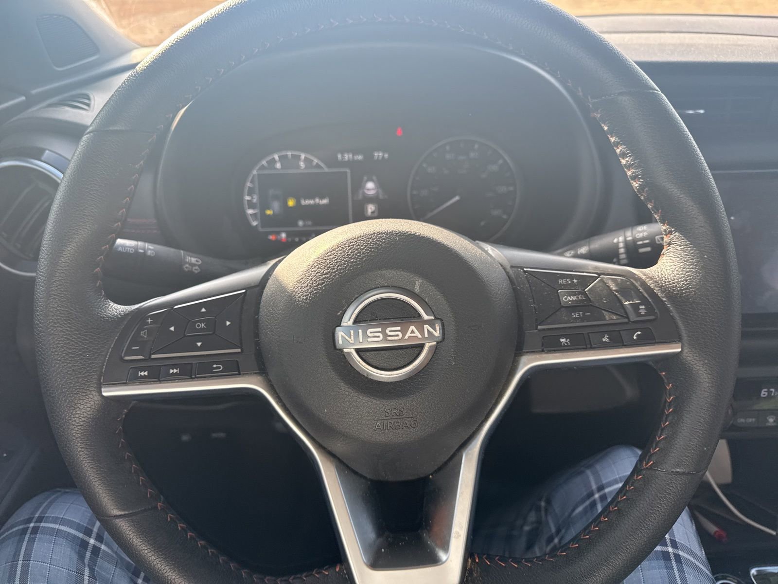 Used 2023 Nissan Kicks SR w/ Interior Electronics Package image 10