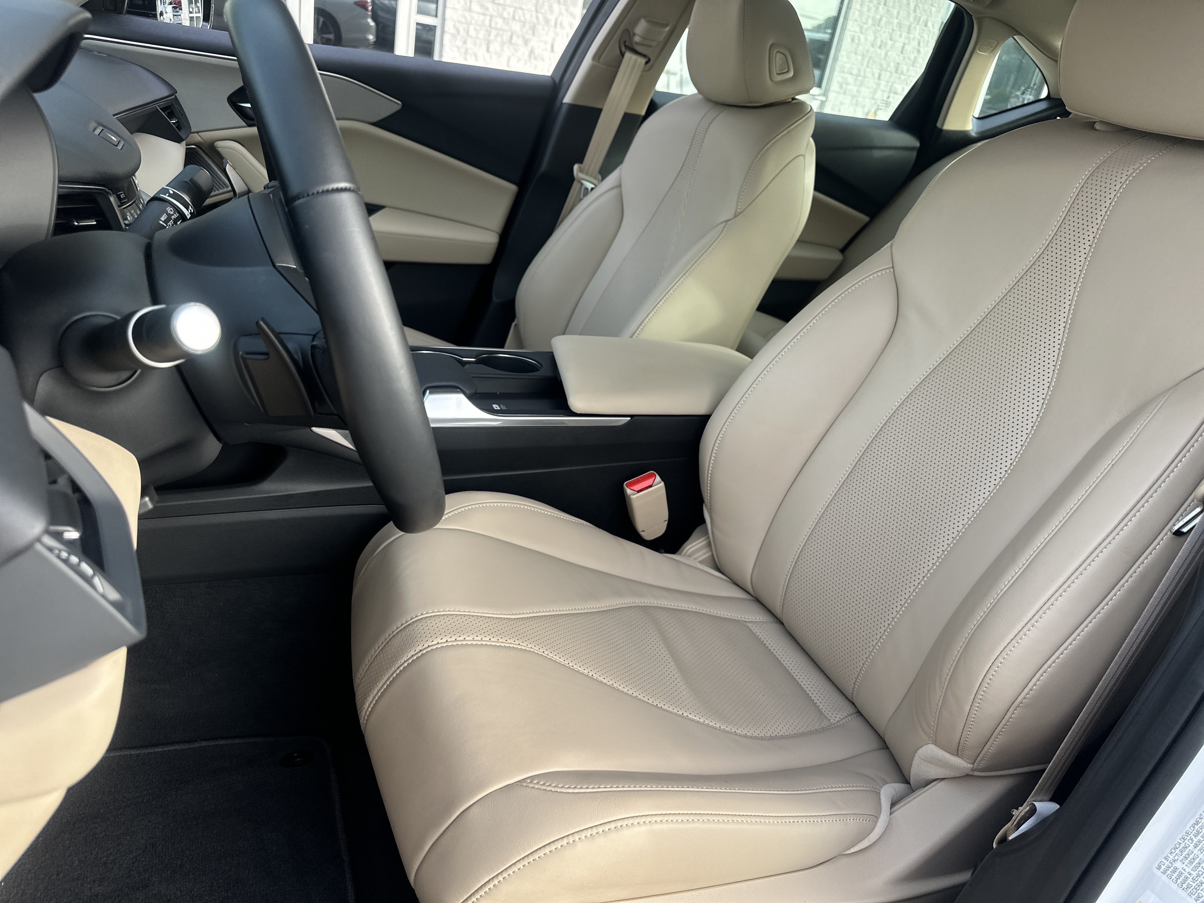 Used 2025 Acura TLX w/ Technology Package FWD image 10