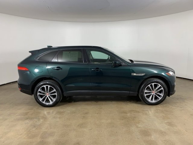 Used 2018 Jaguar F-PACE Premium image 7