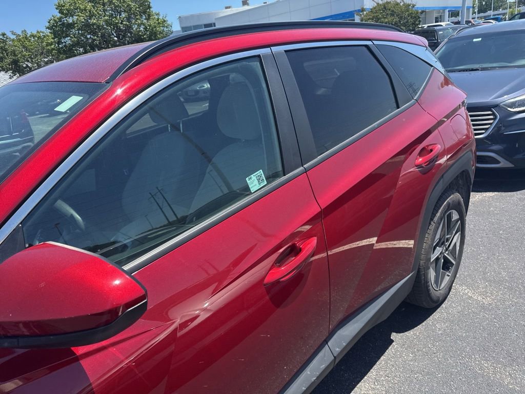 Used 2025 Hyundai Tucson SEL AWD/4WD image 4