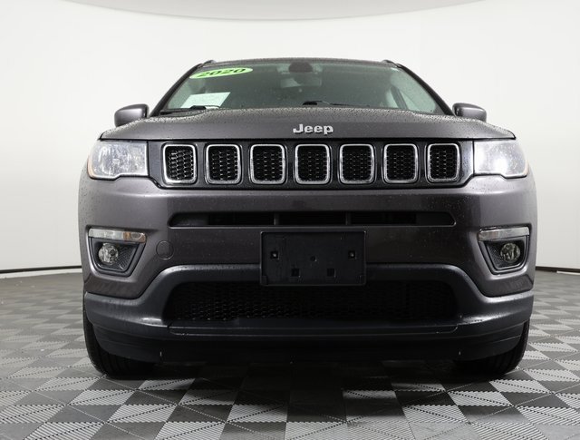 Used 2020 Jeep Compass Latitude image 2