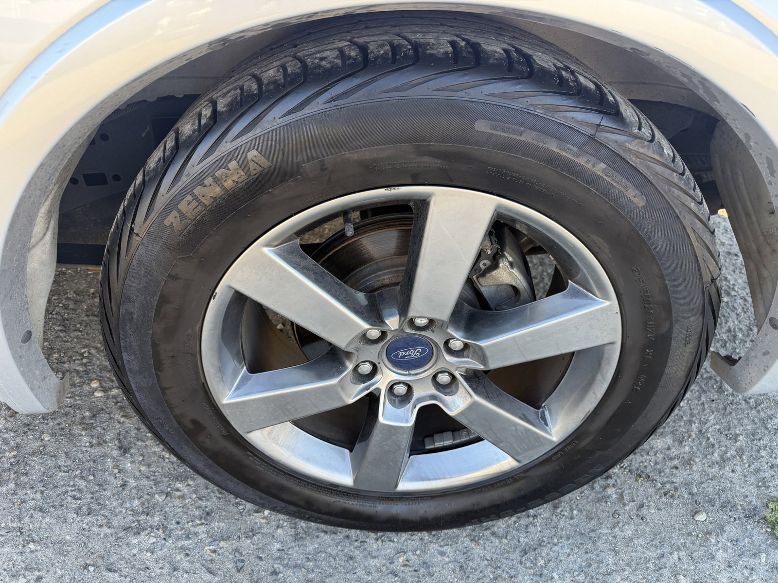 Used 2015 Ford F150 Lariat image 34