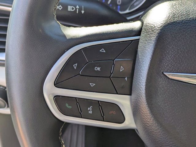 Used 2023 Chrysler Voyager LX image 22