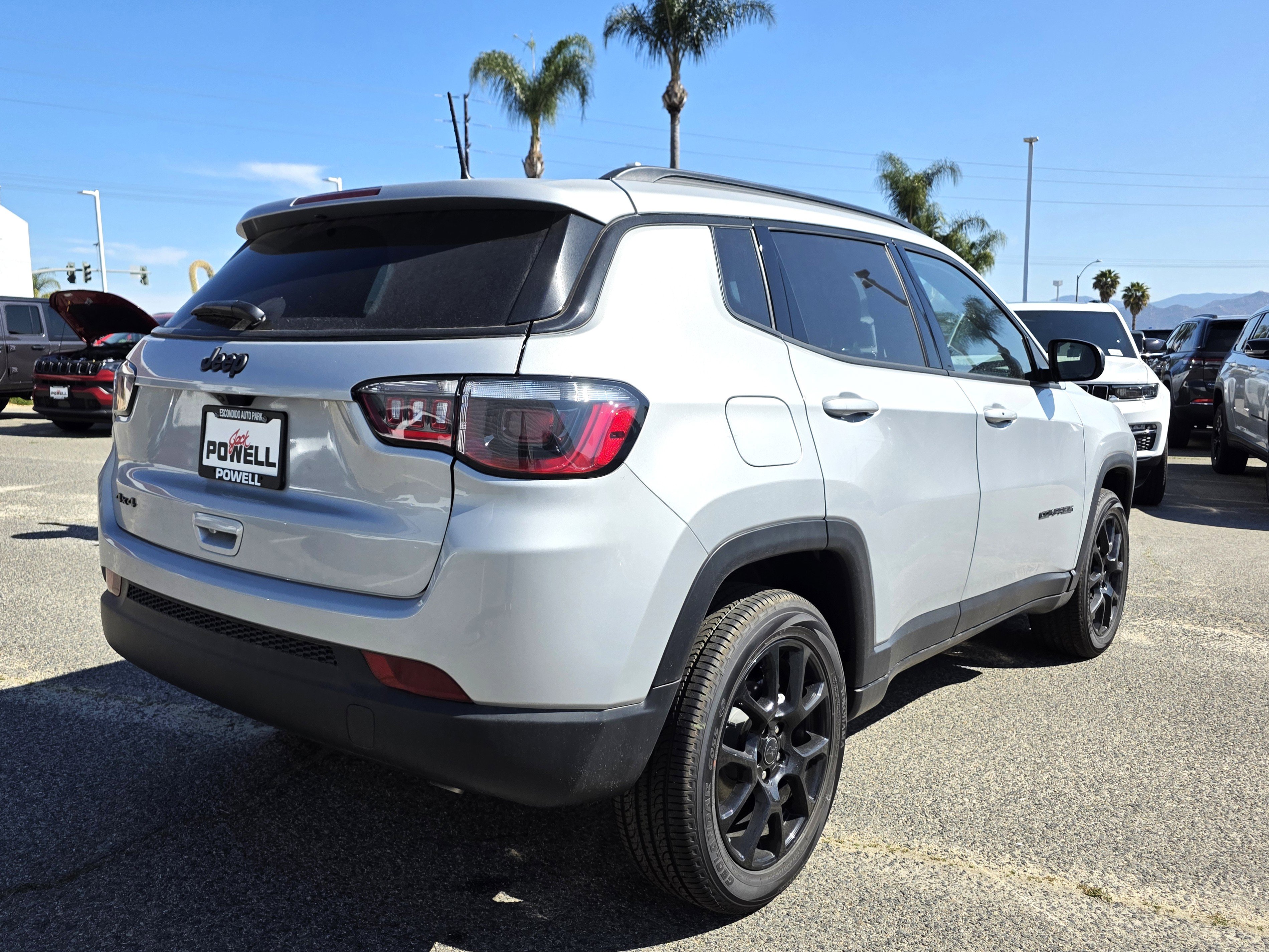 New 2025 Jeep Compass Latitude w/ Altitude Special Edition image 5
