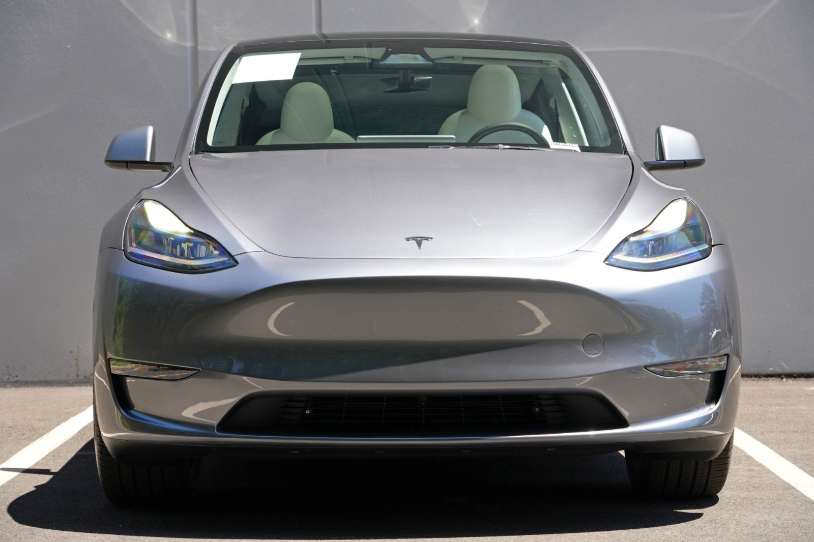 Used 2024 Tesla Model Y Long Range RWD image 7