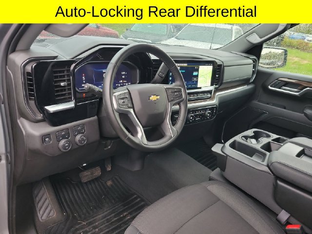 Used 2026 Chevrolet Silverado 1500 LT AWD/4WD image 25
