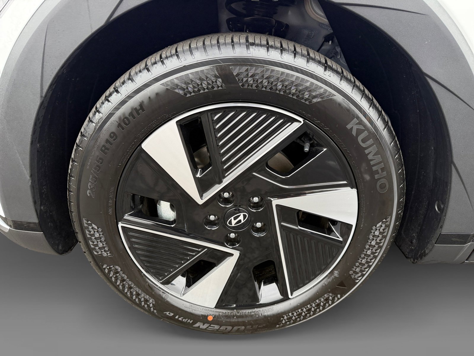 Certified 2025 Hyundai Ioniq 5 SE image 9