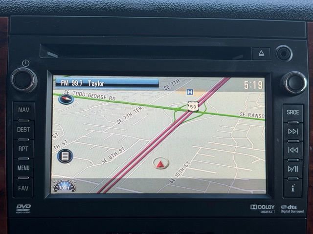 Used 2013 Chevrolet Avalanche LTZ image 33