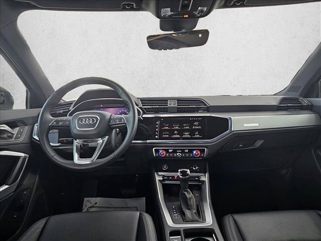 Certified 2025 Audi Q3 2.0T Premium w/ Convenience Package AWD/4WD image 17