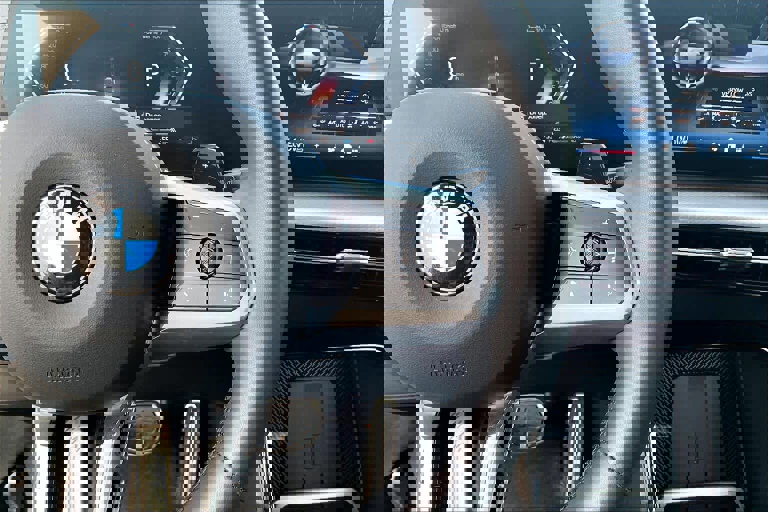 Certified 2025 BMW X2 xDrive28i image 27