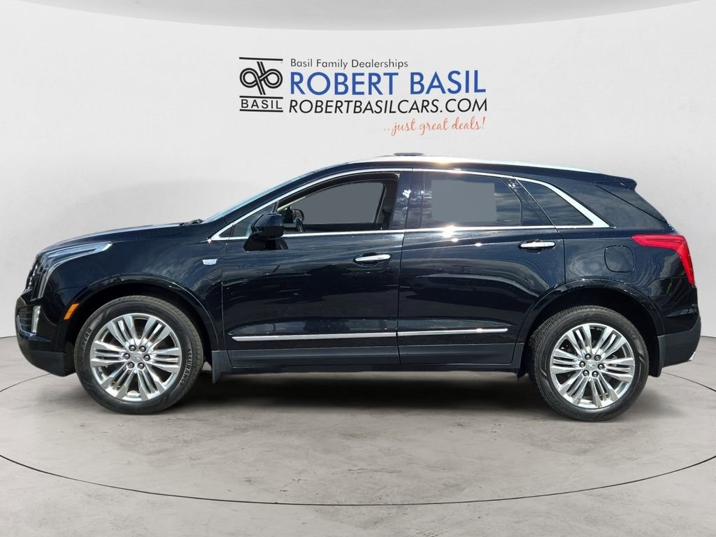 Used 2017 Cadillac XT5 Premium Luxury w/ LPO, Wheel Lock Package image 2
