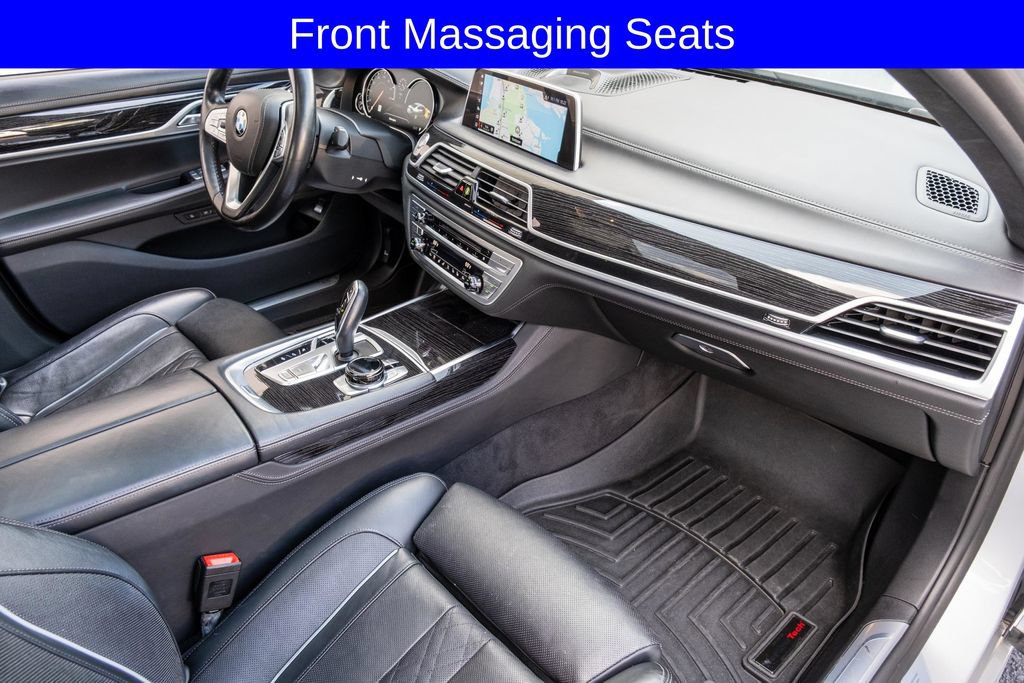Used 2019 BMW 750i w/ Executive Package RWD image 29