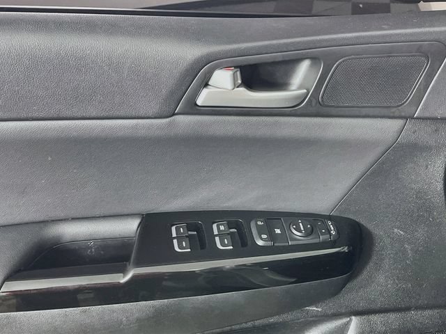 Used 2020 Kia Sportage EX FWD image 18