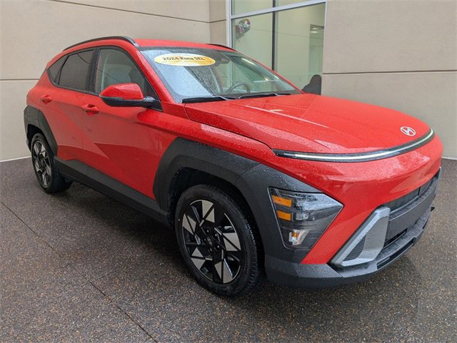 Certified 2024 Hyundai Kona SEL w/ Convenience Package image 9
