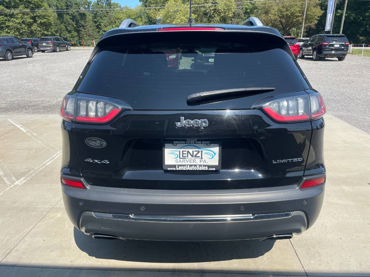 Used 2019 Jeep Cherokee Limited image 9