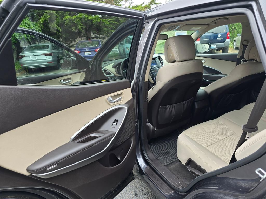 Used 2018 Hyundai Santa Fe Sport FWD image 9