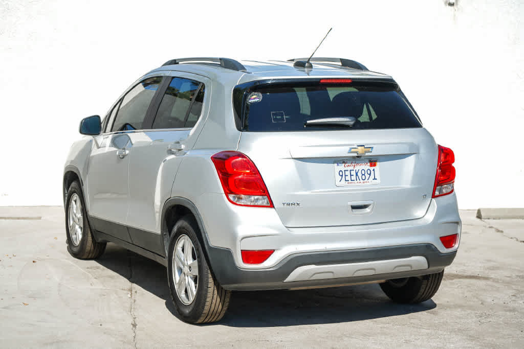 Used 2019 Chevrolet Trax LT w/ LT Convenience Package FWD image 8