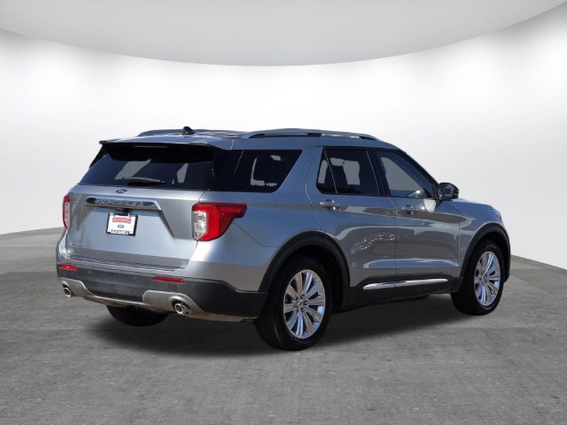 Certified 2024 Ford Explorer Limited w/ Limited Technology Package RWD image 4