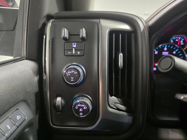 Used 2018 Chevrolet Silverado 1500 LTZ w/ Sport Package AWD/4WD image 18