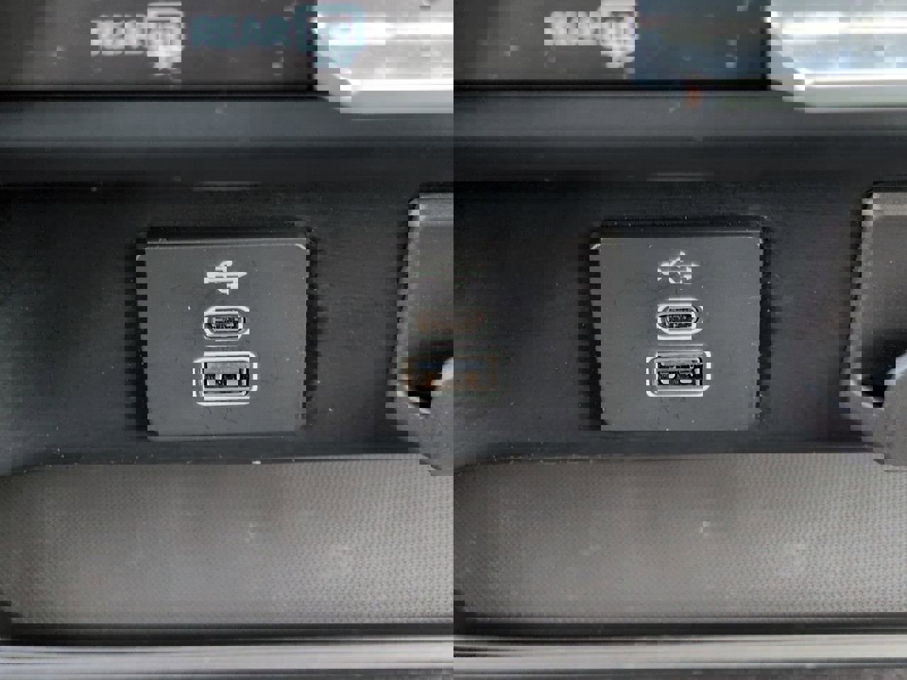 Used 2025 Ford F150 XLT w/ Equipment Group 301A Standard image 22