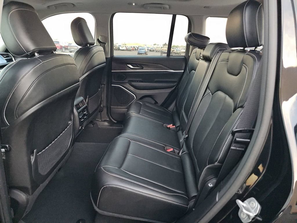 Used 2022 Jeep Grand Cherokee Limited 4xe AWD/4WD image 5