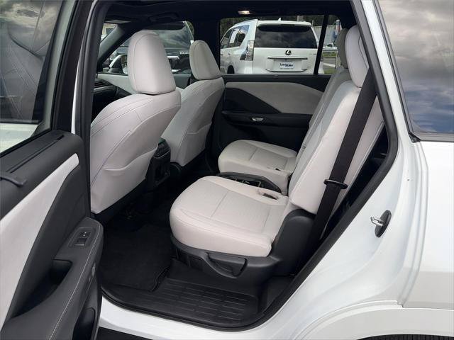 Certified 2025 Lexus TX 350 FWD w/ Technology Package image 12