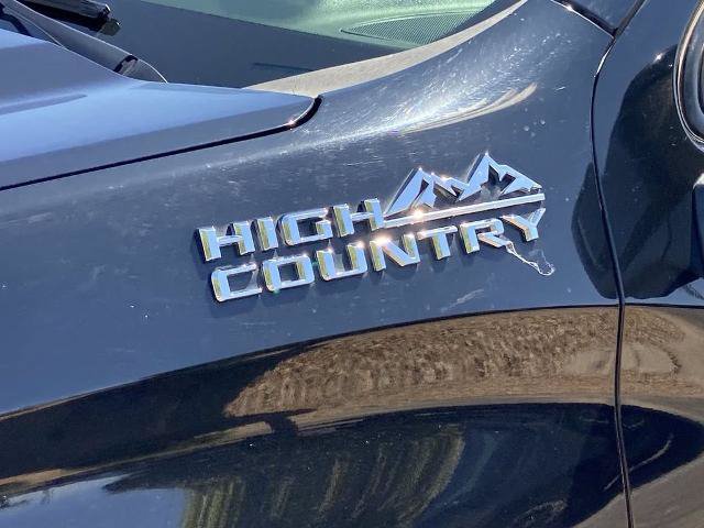 Used 2020 Chevrolet Silverado 1500 High Country w/ Technology Package AWD/4WD image 28