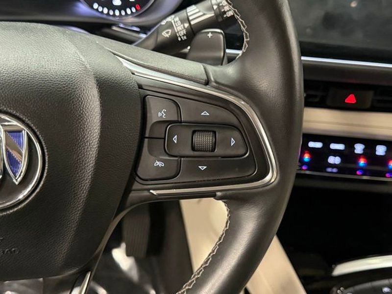 Used 2023 Buick Envision Avenir image 19