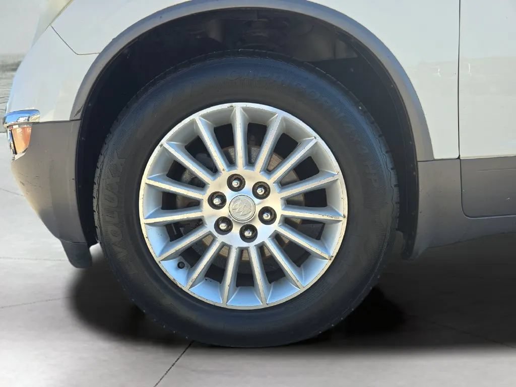 Used 2012 Buick Enclave Leather FWD image 29