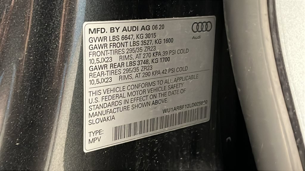 Used 2020 Audi RS Q8 w/ Carbon Optic Package AWD/4WD image 27