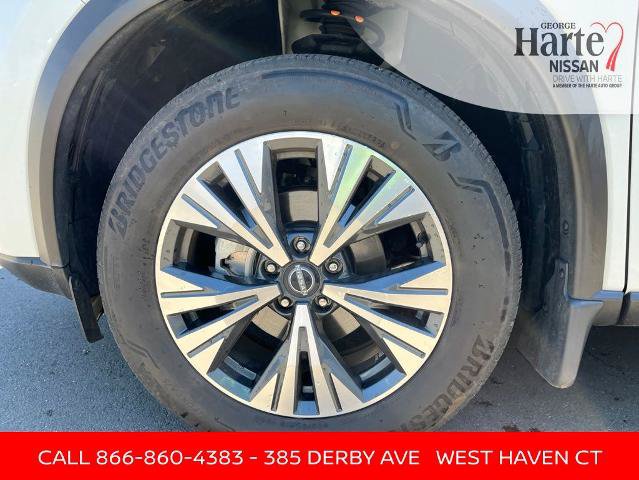 Certified 2023 Nissan Rogue SV w/ SV Premium B Package AWD/4WD image 13