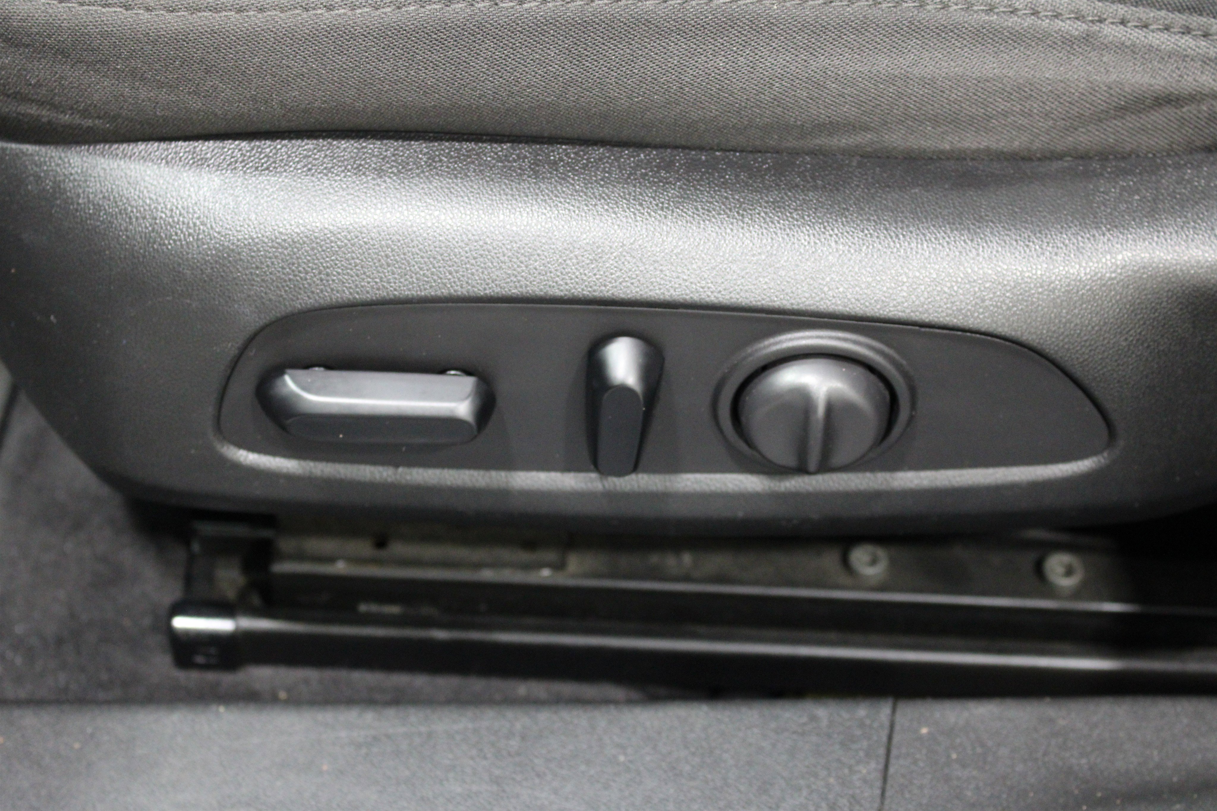 Used 2020 Chevrolet Malibu LT FWD image 5