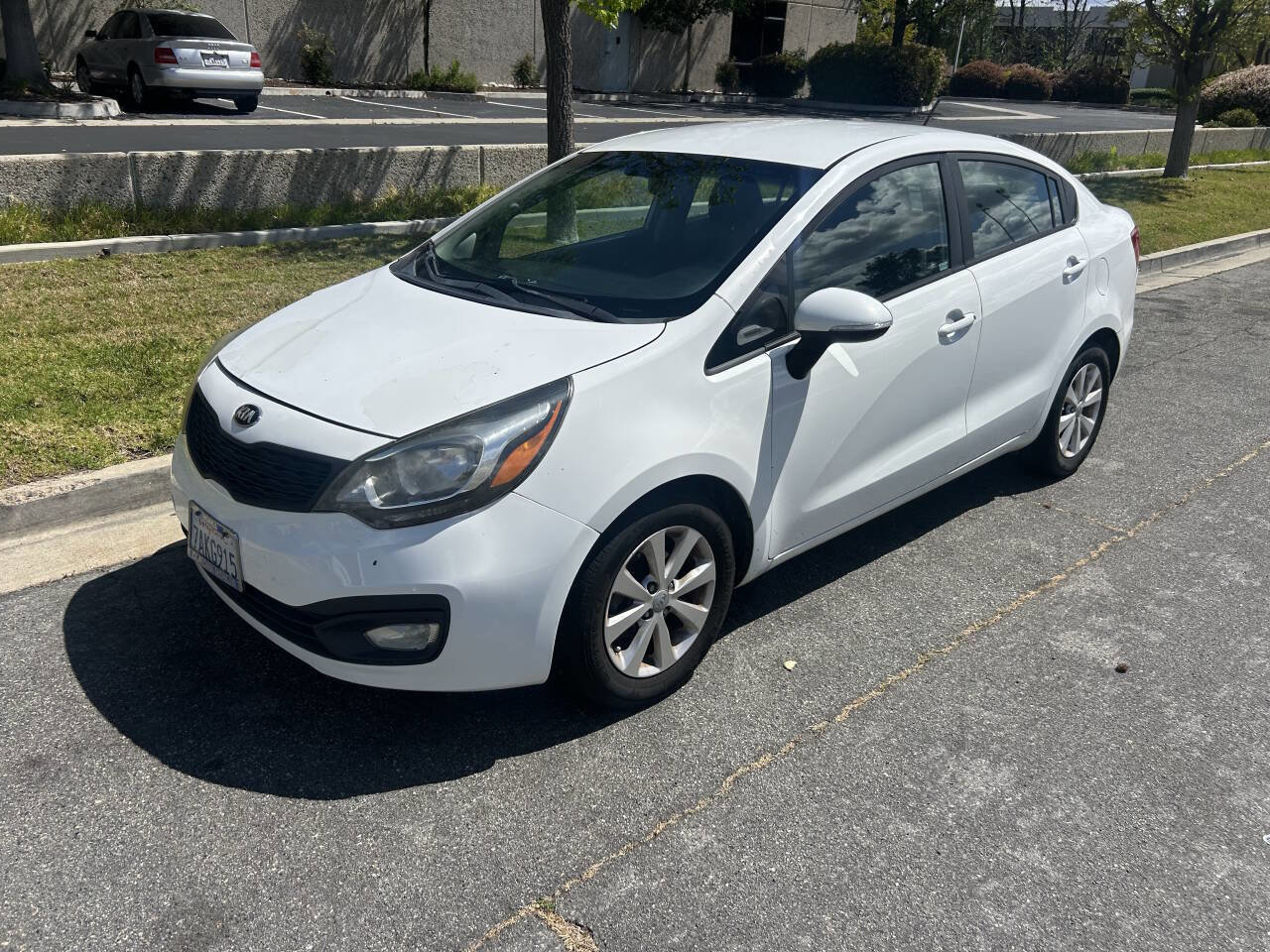 Used 2013 Kia Rio EX w/ Convenience Pkg FWD image 1