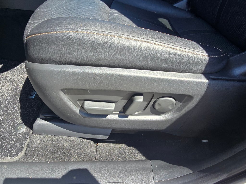 Used 2025 MAZDA CX-70 Plug-In Hybrid w/ Premium Pkg AWD/4WD image 16