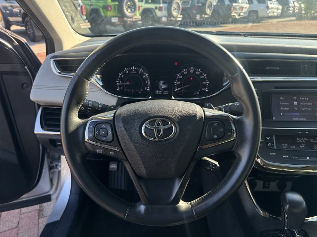 Used 2014 Toyota Avalon XLE Touring FWD image 15