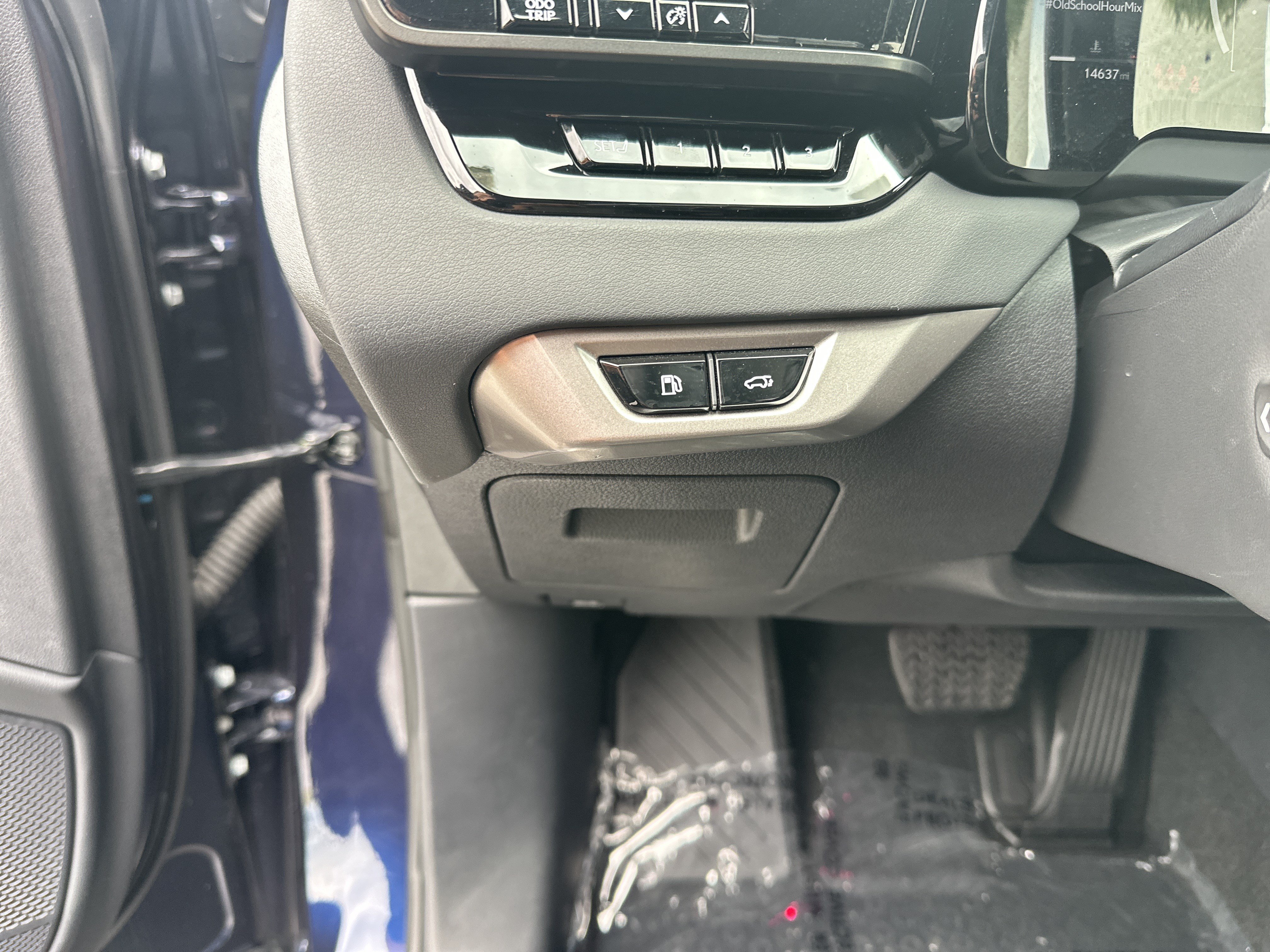Certified 2025 Lexus RX 350 AWD w/ Convenience Package image 37