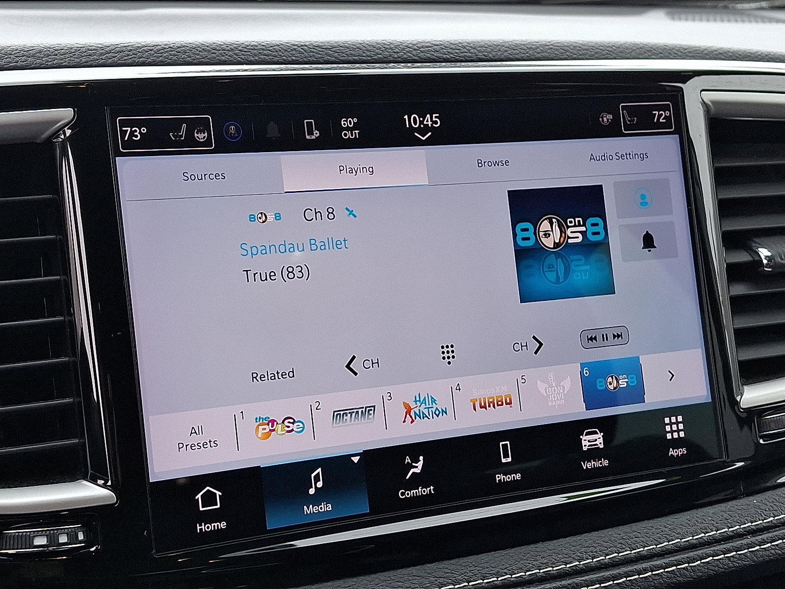 Certified 2023 Chrysler Pacifica Touring-L image 17
