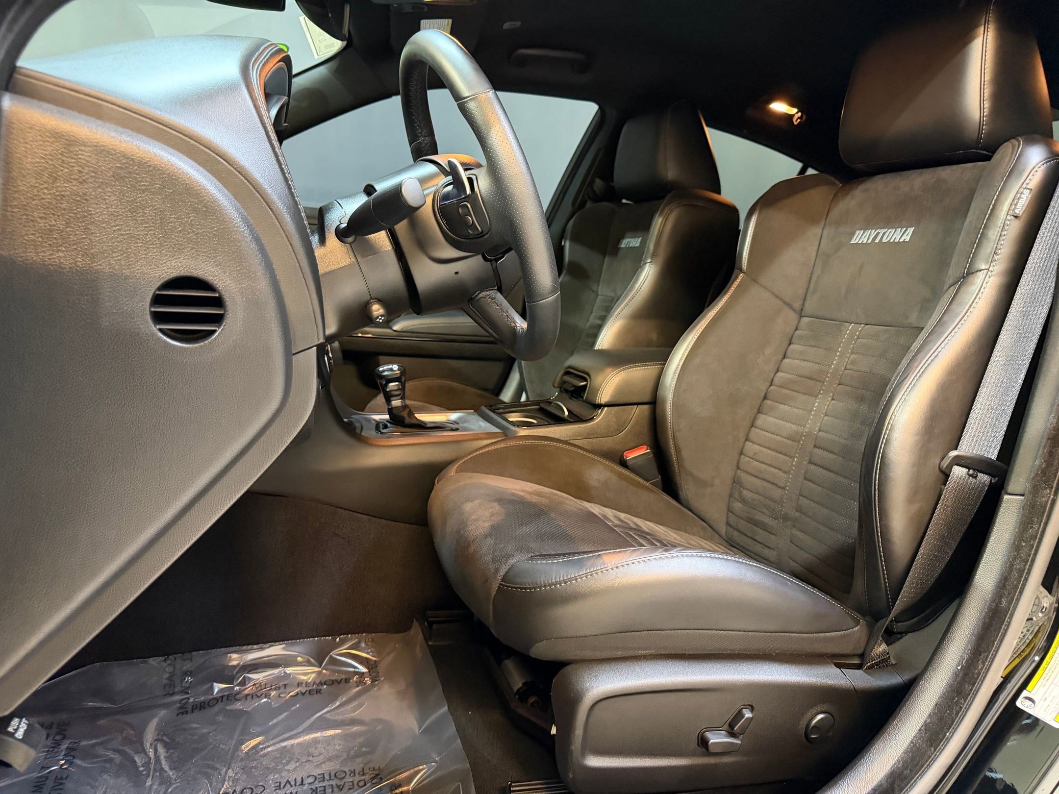 Used 2023 Dodge Charger R/T w/ Daytona Edition Group image 5