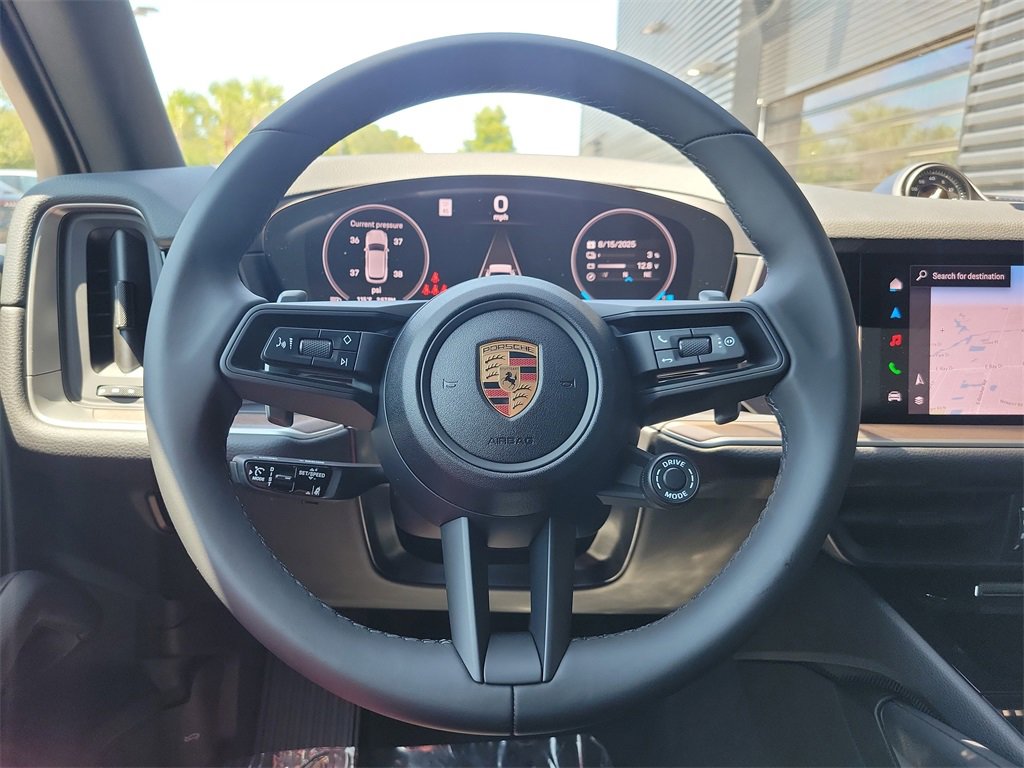 New 2025 Porsche Cayenne E-Hybrid image 38
