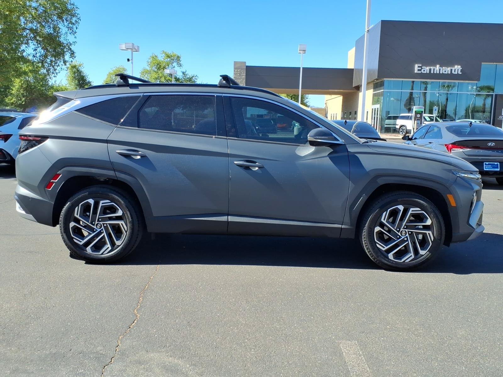 Used 2025 Hyundai Tucson Limited AWD/4WD image 6