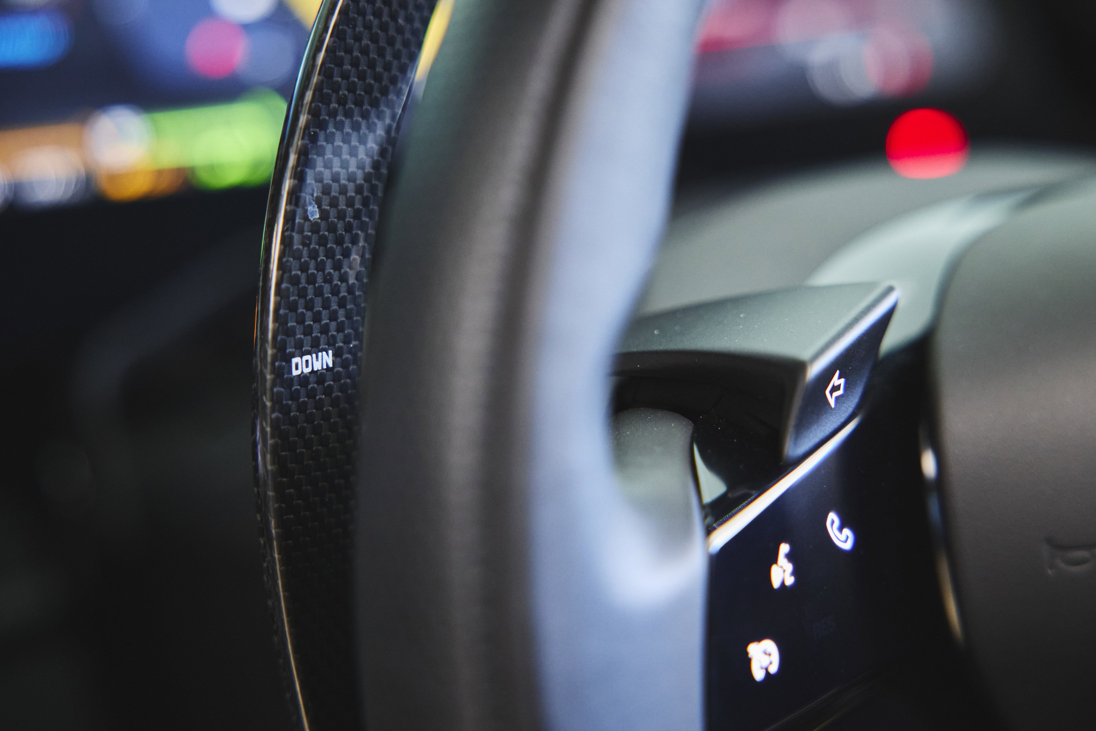 Used 2024 Ferrari SF90 Spider image 48