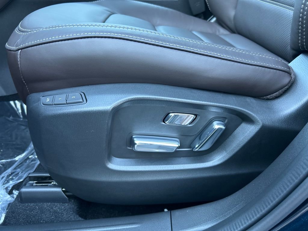 New 2025 MAZDA CX-5 Signature image 15
