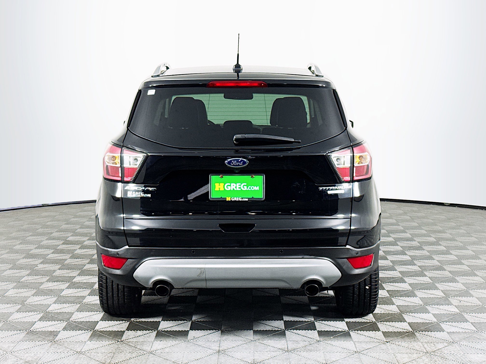 Used 2017 Ford Escape Titanium FWD image 8