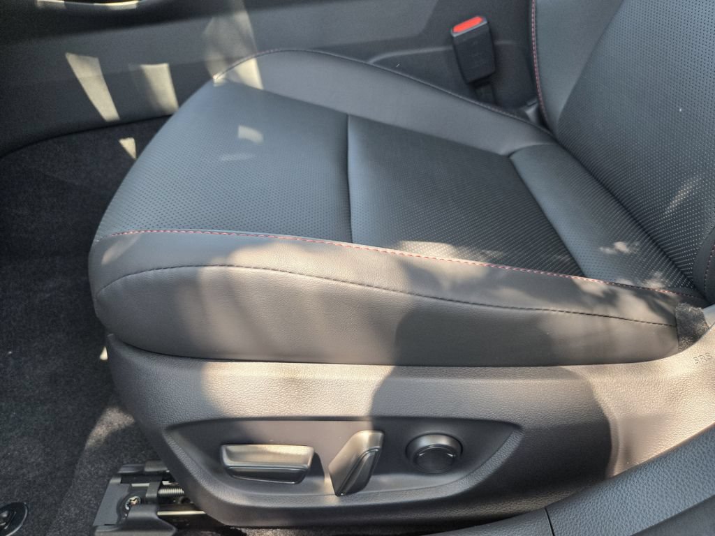 New 2026 Toyota Prius Plug-In Hybrid FWD image 16