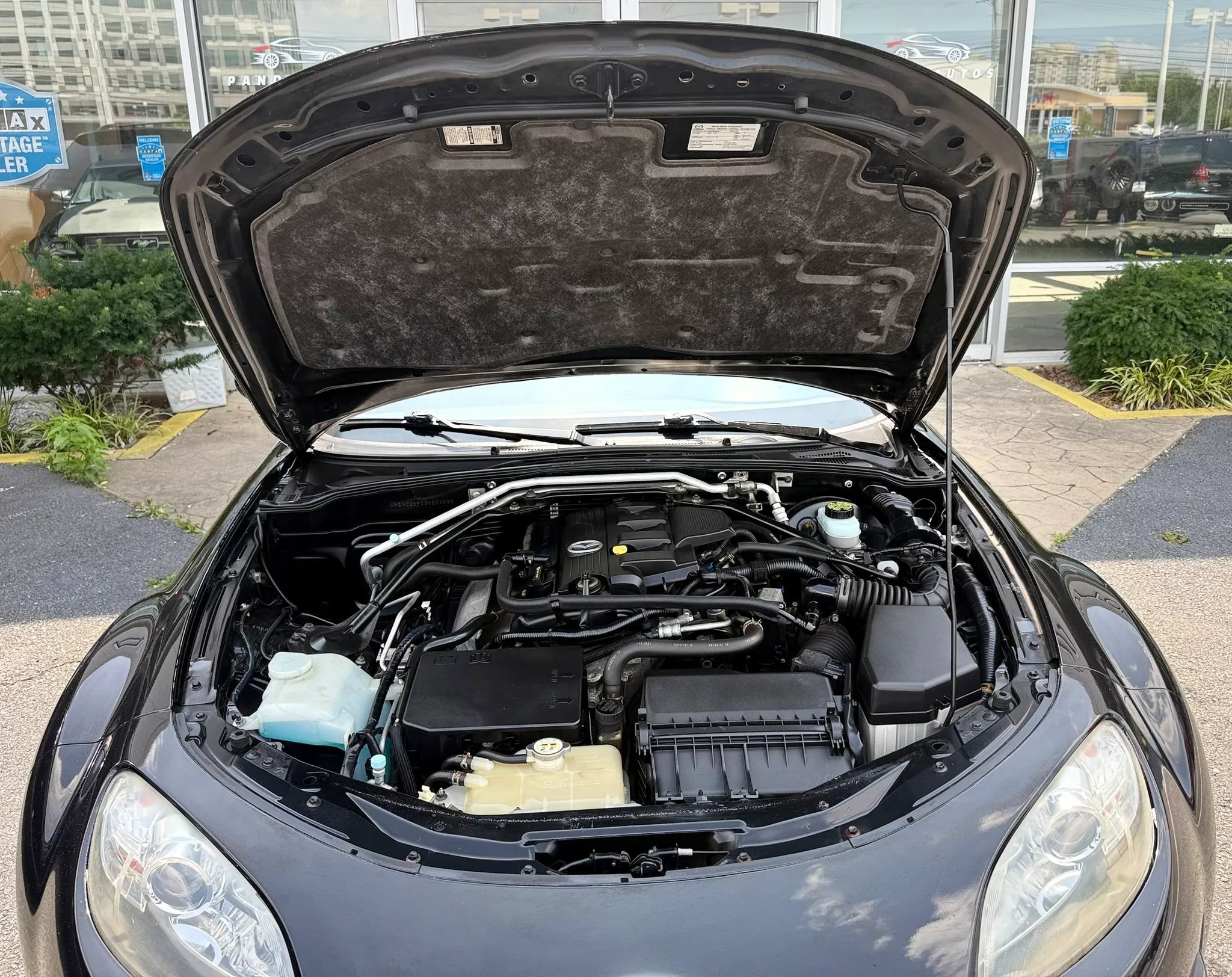 Used 2009 MAZDA MX-5 Miata Grand Touring w/ Premium Pkg RWD image 30